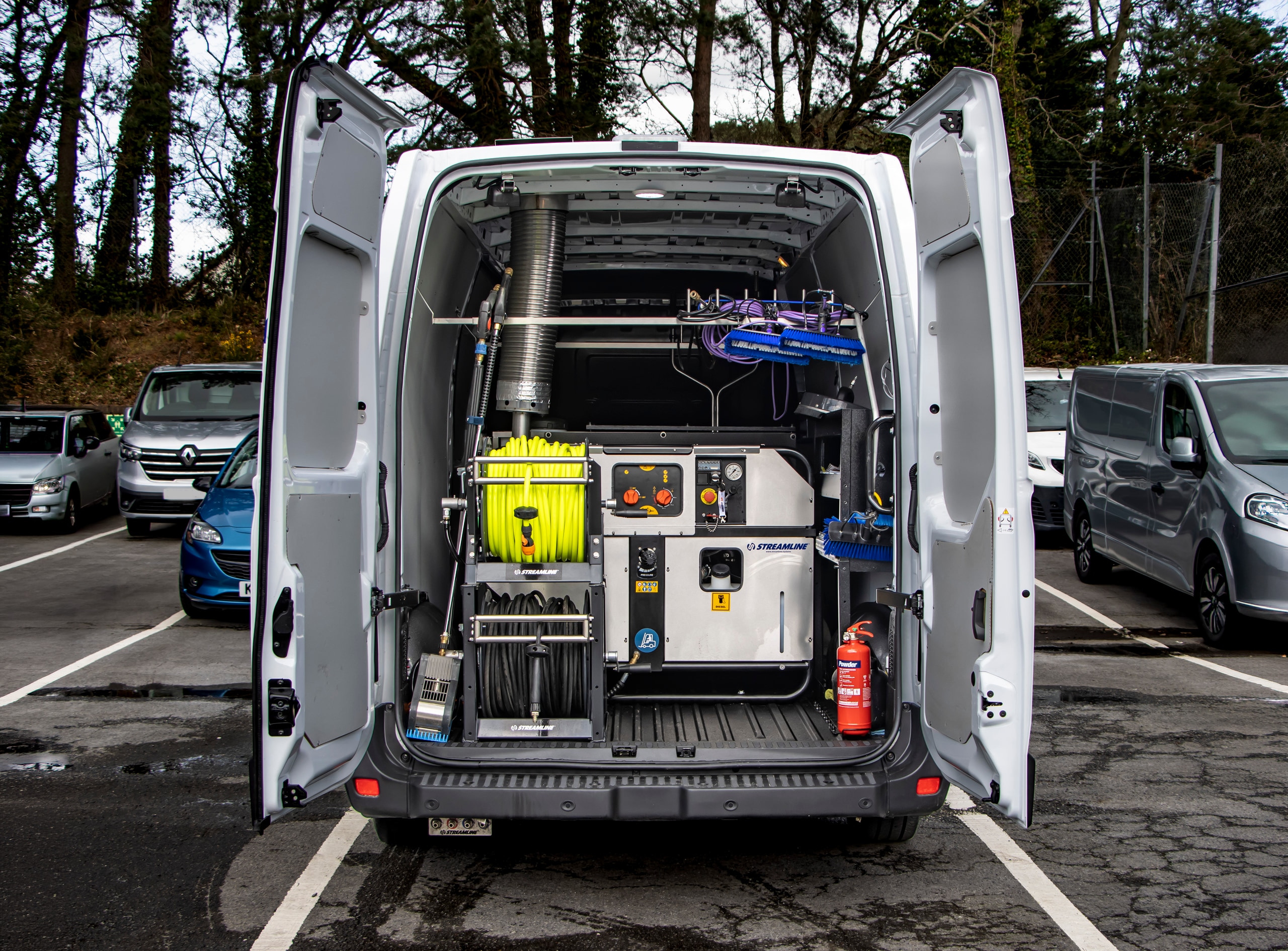 Nissan Interstar L3 H2 Tekna 130ps — Demo Van